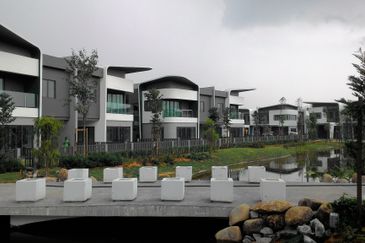 Lepironia Gardens, Setia Eco Glades