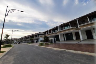 Isle of Botanica, Setia Eco Glades