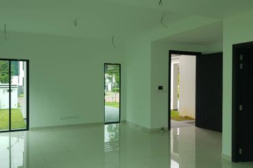 Lepironia Gardens, Setia Eco Glades