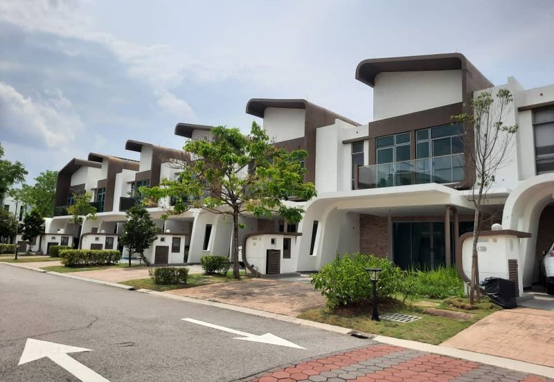 Liu Li Garden, Setia Eco Glades