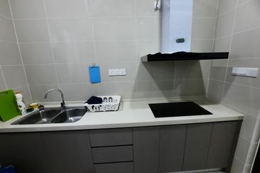 Isle of Kamares, Setia Eco Glades