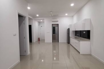 Isle of Kamares, Setia Eco Glades