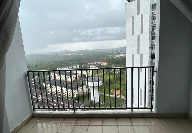 Dedaun Hijau (Greenfield Regency)