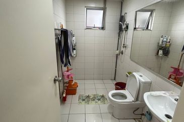 Dedaun Hijau (Greenfield Regency)