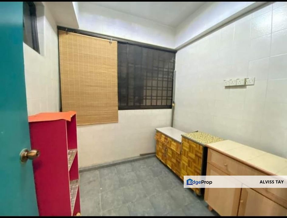  Skudai Villa / Skudai Baru / 2 Bedroom / For Sale , Johor, Skudai