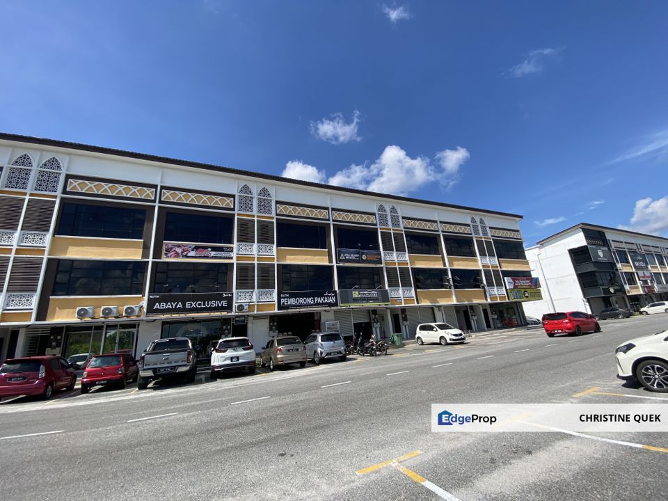 Kedai 3 Tingkat untuk Dijual di Tunjung, KB, Kelantan, Kota Bharu