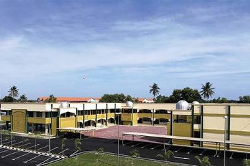 Brand New Corner 2 storey Shoplot in Kutan, Pasir Pekan, Kelantan