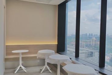 Menara EcoWorld (The Stride Strata Office @ BBCC)