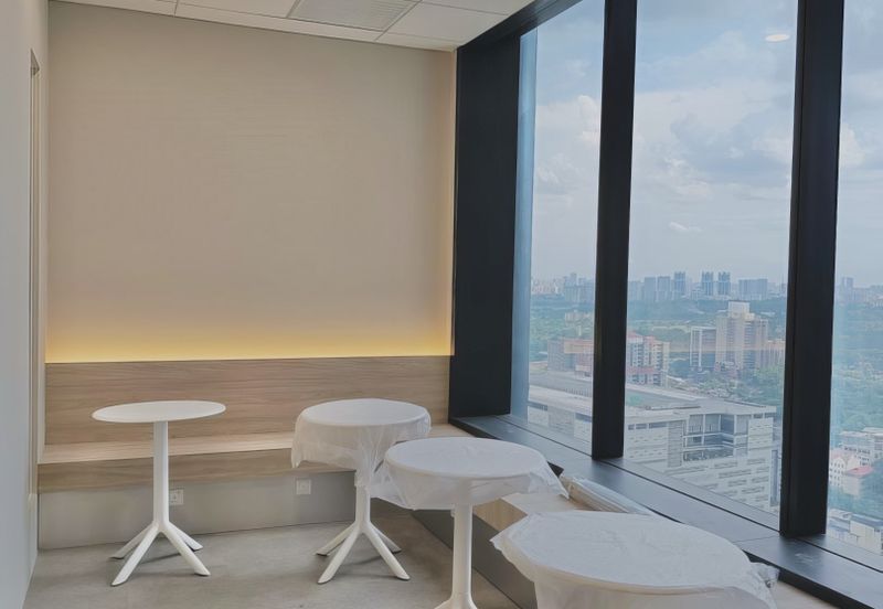 Menara EcoWorld (The Stride Strata Office @ BBCC)