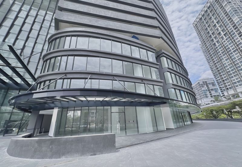 8 Premier @ i-City Finance Avenue