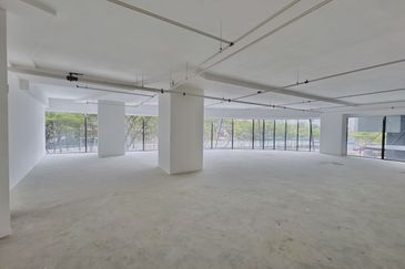 8 Premier @ i-City Finance Avenue