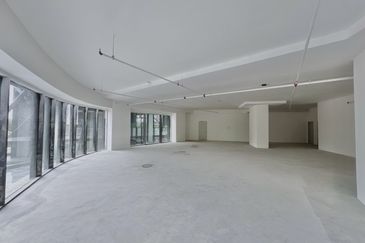 8 Premier @ i-City Finance Avenue