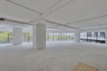 8 Premier @ i-City Finance Avenue