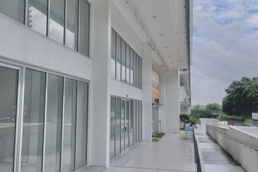 Cerrado Southville City - Ground Floor Shoplot - Free 3-Month Rental - For Rent