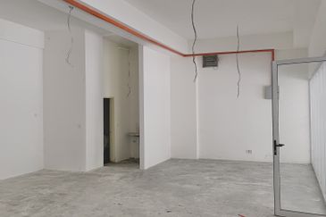 Cerrado Southville City - Ground Floor Shoplot - Free 3-Month Rental - For Rent