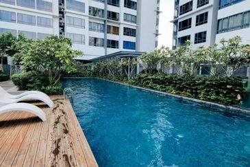 Paloma @ Tropicana Metropark