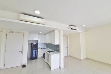 Pandora @ Tropicana Metropark