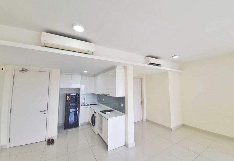 Pandora @ Tropicana Metropark