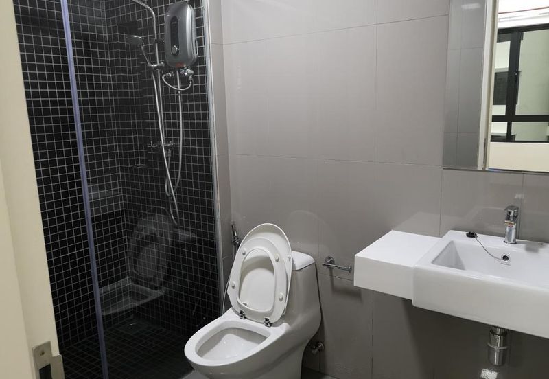 Renai Jelutong Residences