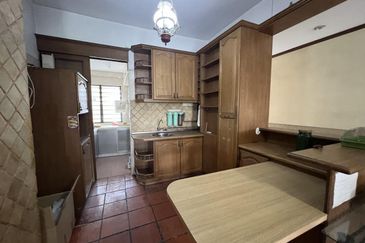 Sri Alam Condominium