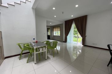 Persiaran Setia Wawasan