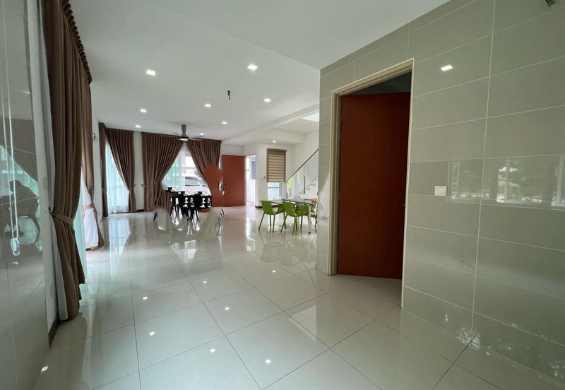 Persiaran Setia Wawasan