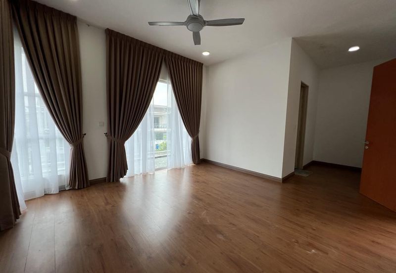 Persiaran Setia Wawasan