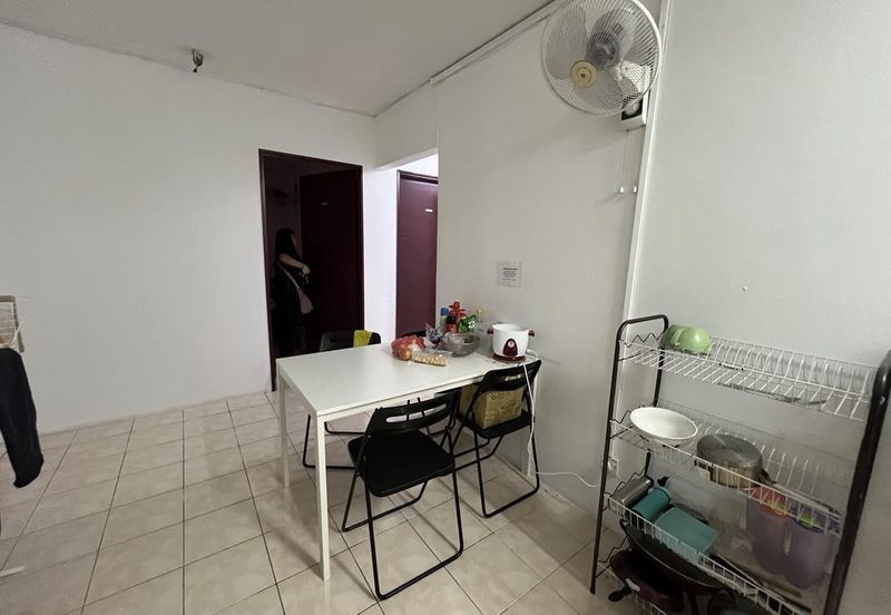 Pangsapuri Damai, Subang Bestari