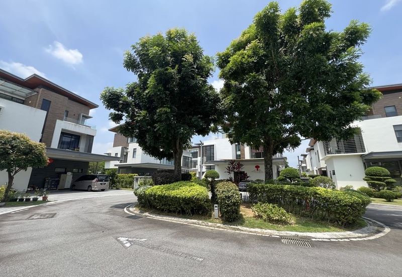 Long Branch Residences