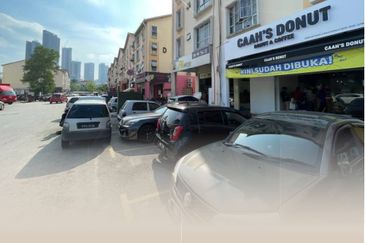 Pusat Komersial Seksyen 7