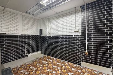 Pusat Komersial Seksyen 7