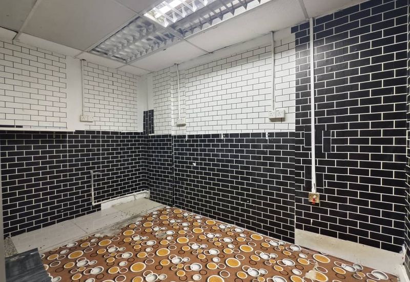 Pusat Komersial Seksyen 7