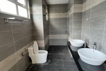 Casa Idaman, Setia Alam