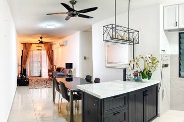 Alam Sanjung Serviced Apartment