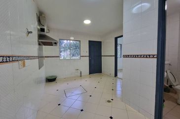 Sungai Burung, Bukit Rimau