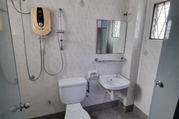 Sungai Burung, Bukit Rimau