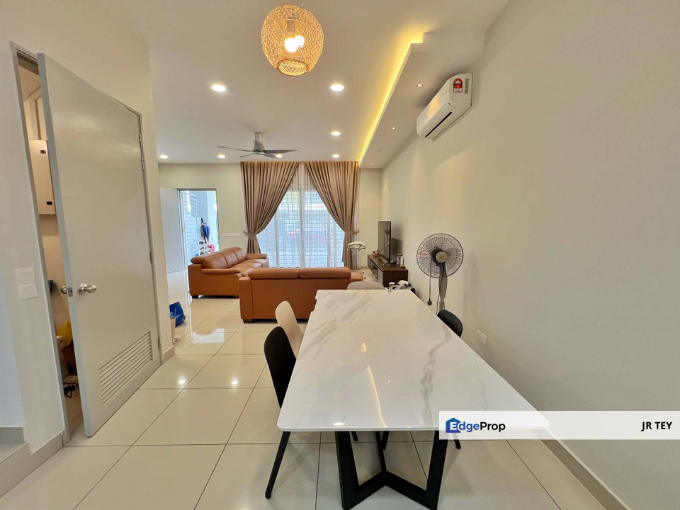 Rimbayu Swans, Telok Panglima Garang, Selangor, Selangor, Telok Panglima Garang