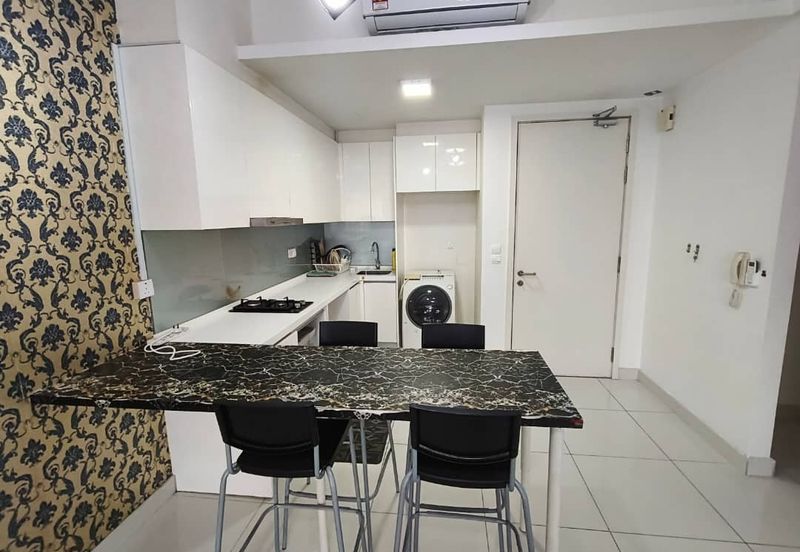 Pandora @ Tropicana Metropark