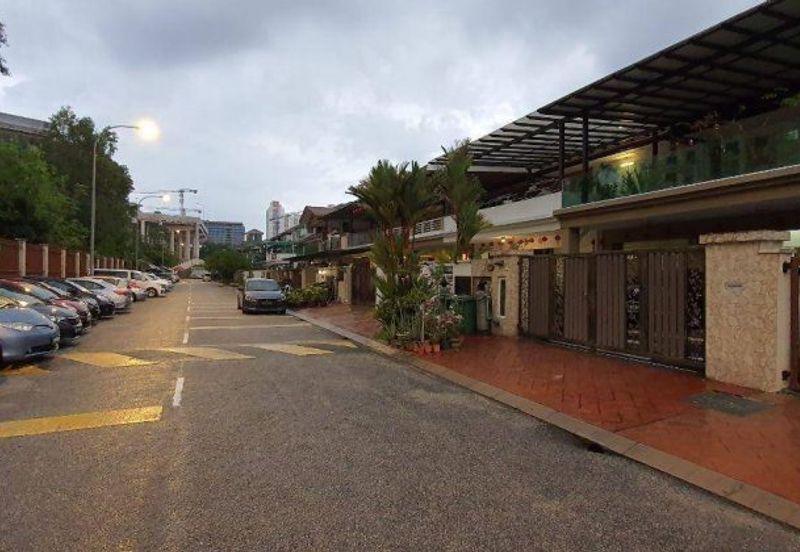 Taman Impian Indah (Paragon Heights)