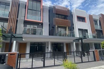 Taman Puchong Legenda