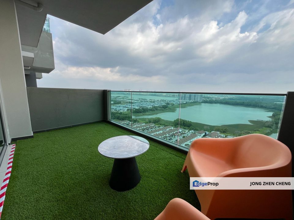 BIGGEST LAKEVIEW CONDO in Puchong 2415sqft | 5Rooms 5Baths 700k Only, Selangor, Puchong