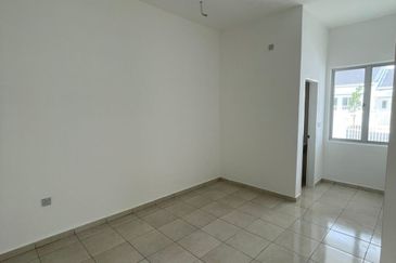 Seksyen 33, Shah Alam