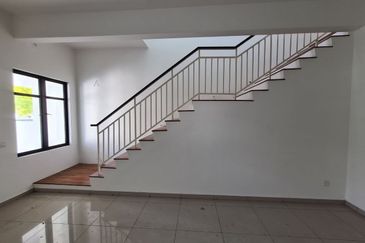 Cradleton @ Eco Majestic