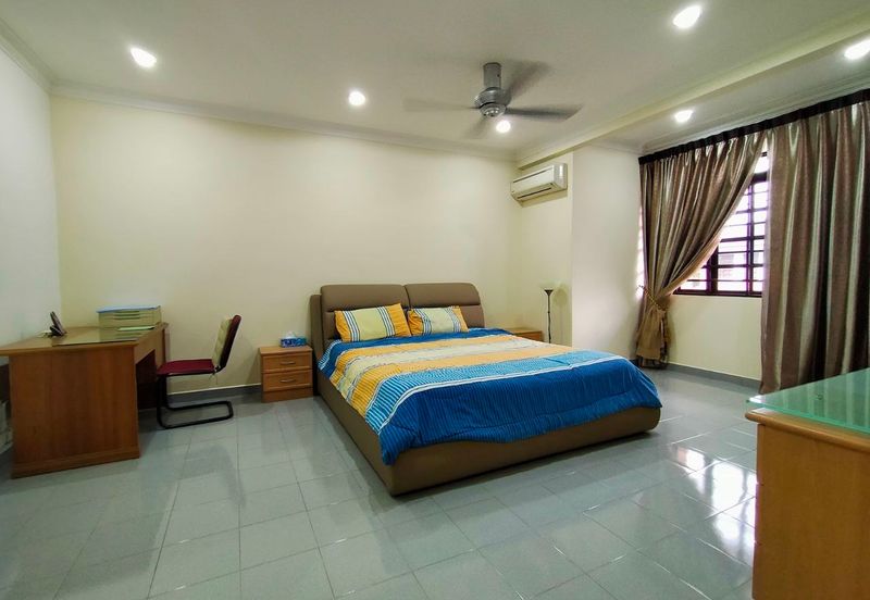 SL 2, Bandar Sungai Long