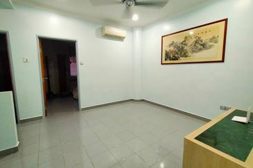 SL 2, Bandar Sungai Long