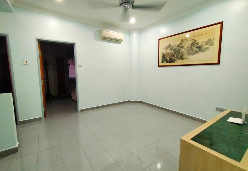 SL 2, Bandar Sungai Long