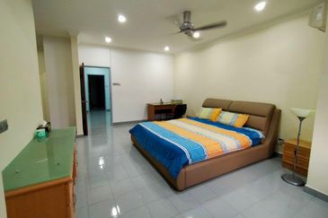 SL 2, Bandar Sungai Long