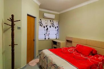 SL 2, Bandar Sungai Long