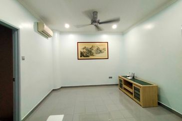 SL 2, Bandar Sungai Long