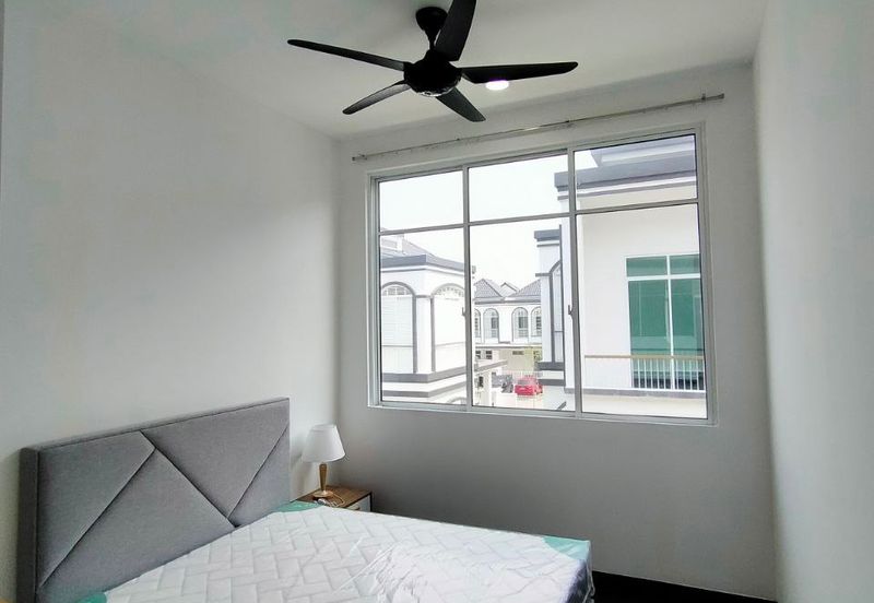 Merrydale @ Eco Majestic